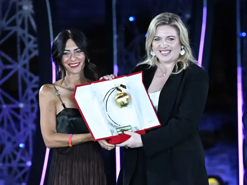 Valentina Pellegrini è Mela d’Oro del Premio Marisa Bellisario: la premiazione in onda su Rai1
